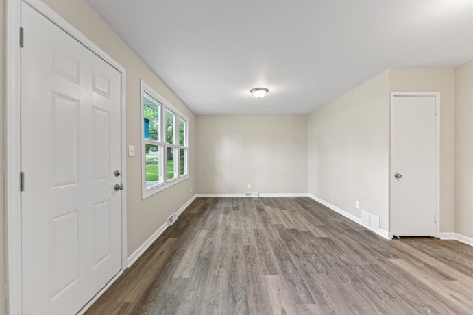 1450 Winter, FREEPORT, Illinois 61032, 2 Bedrooms Bedrooms, ,1 BathroomBathrooms,House,For Sale,Winter,202505485