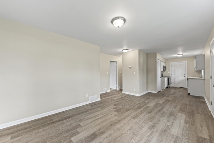 1450 Winter, FREEPORT, Illinois 61032, 2 Bedrooms Bedrooms, ,1 BathroomBathrooms,House,For Sale,Winter,202505485