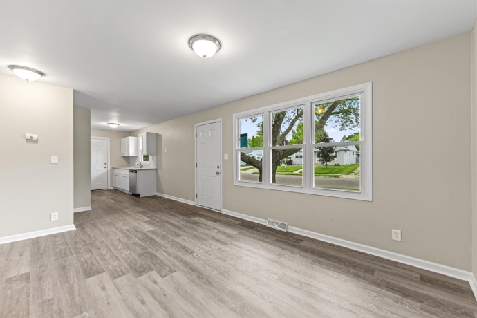 1450 Winter, FREEPORT, Illinois 61032, 2 Bedrooms Bedrooms, ,1 BathroomBathrooms,House,For Sale,Winter,202505485