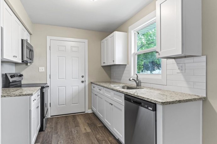 1450 Winter, FREEPORT, Illinois 61032, 2 Bedrooms Bedrooms, ,1 BathroomBathrooms,House,For Sale,Winter,202505485