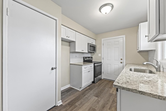 1450 Winter, FREEPORT, Illinois 61032, 2 Bedrooms Bedrooms, ,1 BathroomBathrooms,House,For Sale,Winter,202505485