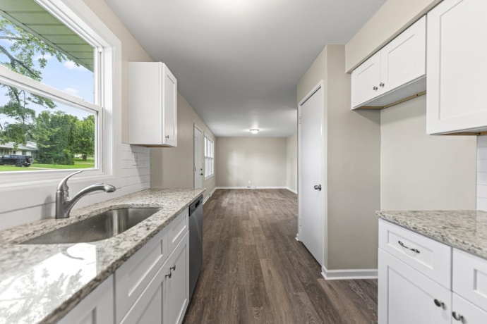 1450 Winter, FREEPORT, Illinois 61032, 2 Bedrooms Bedrooms, ,1 BathroomBathrooms,House,For Sale,Winter,202505485