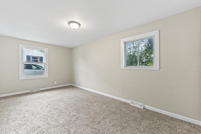 1450 Winter, FREEPORT, Illinois 61032, 2 Bedrooms Bedrooms, ,1 BathroomBathrooms,House,For Sale,Winter,202505485