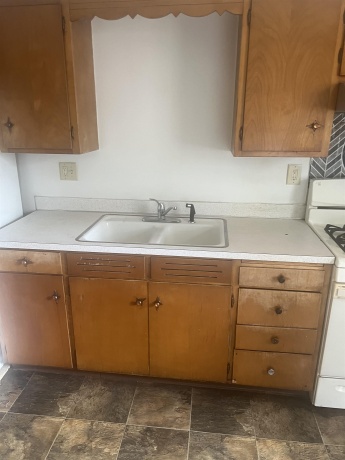 2221 7th, ROCKFORD, Illinois 61104, ,3 - 4 Units,For Sale,7th,202505493