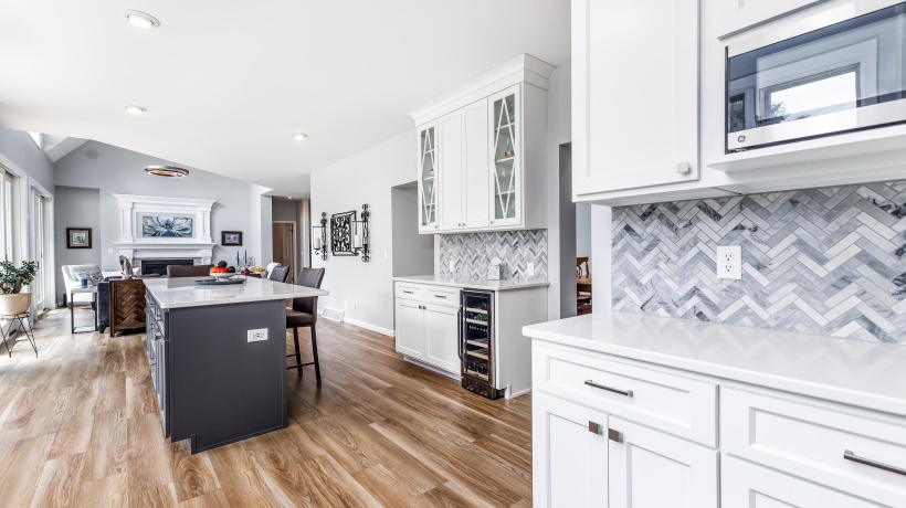 11325 Golf View, GALENA, Illinois 61036, 5 Bedrooms Bedrooms, ,4 BathroomsBathrooms,House,For Sale,Golf View,202505494