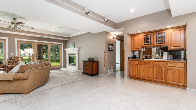 11325 Golf View, GALENA, Illinois 61036, 5 Bedrooms Bedrooms, ,4 BathroomsBathrooms,House,For Sale,Golf View,202505494