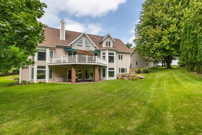 11325 Golf View, GALENA, Illinois 61036, 5 Bedrooms Bedrooms, ,4 BathroomsBathrooms,House,For Sale,Golf View,202505494