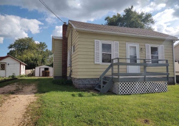 513 Church, BELVIDERE, Illinois 61008, 2 Bedrooms Bedrooms, ,1 BathroomBathrooms,House,For Sale,Church,202505500