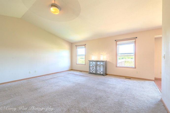 8453 Crooked Bend, MACHESNEY PARK, Illinois 61115, 3 Bedrooms Bedrooms, ,2 BathroomsBathrooms,House,For Sale,Crooked Bend,202505501