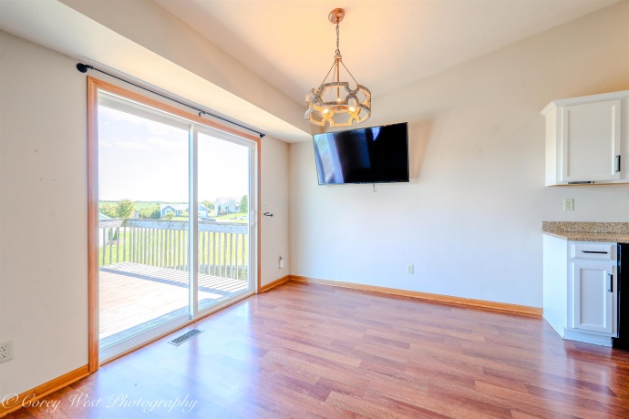 8453 Crooked Bend, MACHESNEY PARK, Illinois 61115, 3 Bedrooms Bedrooms, ,2 BathroomsBathrooms,House,For Sale,Crooked Bend,202505501