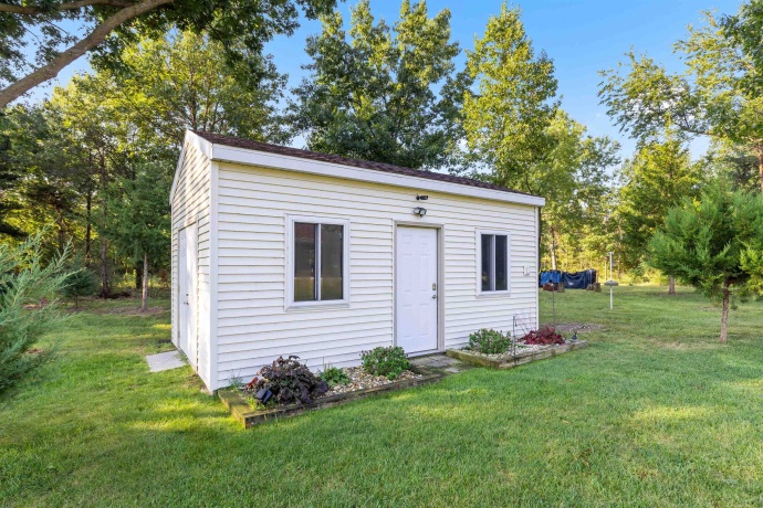 113 Taylor, THOMSON, Illinois 61285, 3 Bedrooms Bedrooms, ,2 BathroomsBathrooms,House,For Sale,Taylor,202505511