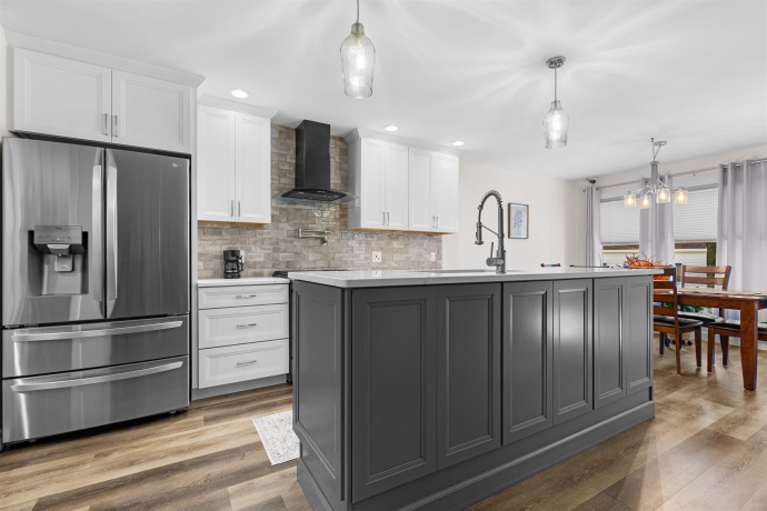 113 Taylor, THOMSON, Illinois 61285, 3 Bedrooms Bedrooms, ,2 BathroomsBathrooms,House,For Sale,Taylor,202505511