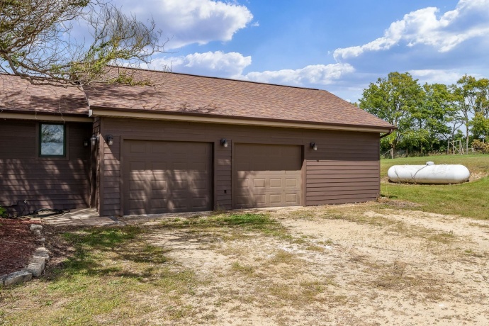 14949 SAUNDERS, PECATONICA, Illinois 61063, 5 Bedrooms Bedrooms, ,4 BathroomsBathrooms,House,For Sale,SAUNDERS,202505525