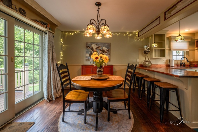 18 Settler, GALENA, Illinois 61036, 2 Bedrooms Bedrooms, ,2 BathroomsBathrooms,Condominium,For Sale,Settler,202505529