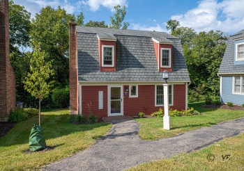 18 Settler, GALENA, Illinois 61036, 2 Bedrooms Bedrooms, ,2 BathroomsBathrooms,Condominium,For Sale,Settler,202505529