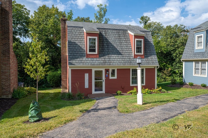 18 Settler, GALENA, Illinois 61036, 2 Bedrooms Bedrooms, ,2 BathroomsBathrooms,Condominium,For Sale,Settler,202505529