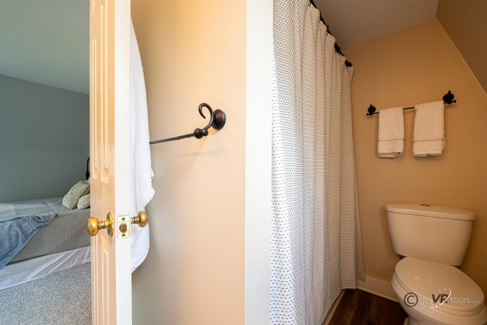 18 Settler, GALENA, Illinois 61036, 2 Bedrooms Bedrooms, ,2 BathroomsBathrooms,Condominium,For Sale,Settler,202505529