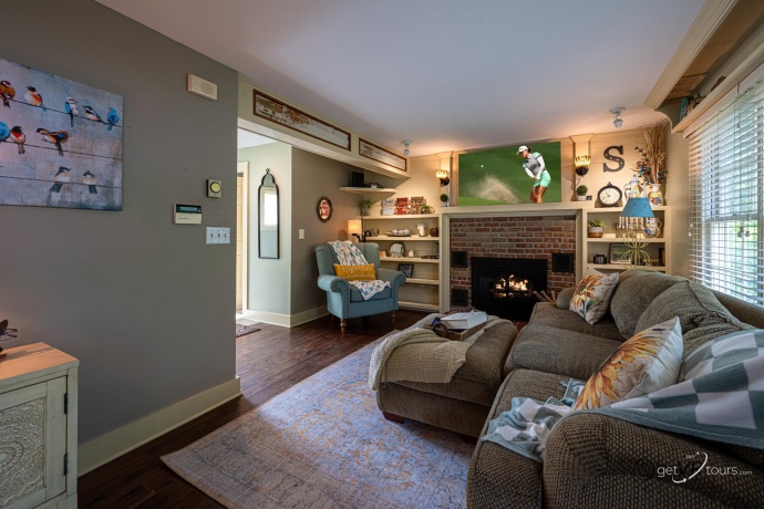 18 Settler, GALENA, Illinois 61036, 2 Bedrooms Bedrooms, ,2 BathroomsBathrooms,Condominium,For Sale,Settler,202505529