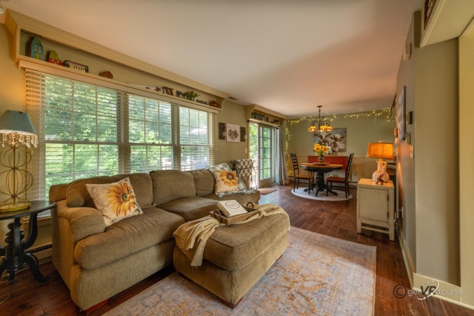 18 Settler, GALENA, Illinois 61036, 2 Bedrooms Bedrooms, ,2 BathroomsBathrooms,Condominium,For Sale,Settler,202505529