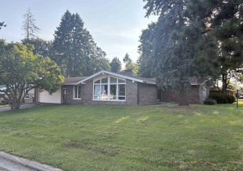5075 Welsh, ROCKFORD, Illinois 61107, 3 Bedrooms Bedrooms, ,2 BathroomsBathrooms,House,For Sale,Welsh,202505536