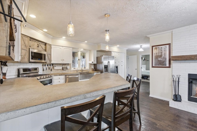 8548 Edwardsville, GERMAN VALLEY, Illinois 61039, 4 Bedrooms Bedrooms, ,3 BathroomsBathrooms,House,For Sale,Edwardsville,202505551