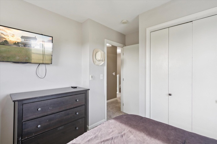 8548 Edwardsville, GERMAN VALLEY, Illinois 61039, 4 Bedrooms Bedrooms, ,3 BathroomsBathrooms,House,For Sale,Edwardsville,202505551