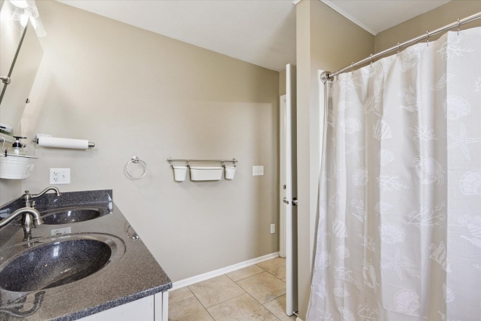 8548 Edwardsville, GERMAN VALLEY, Illinois 61039, 4 Bedrooms Bedrooms, ,3 BathroomsBathrooms,House,For Sale,Edwardsville,202505551