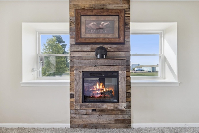 8548 Edwardsville, GERMAN VALLEY, Illinois 61039, 4 Bedrooms Bedrooms, ,3 BathroomsBathrooms,House,For Sale,Edwardsville,202505551