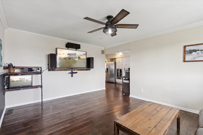 8548 Edwardsville, GERMAN VALLEY, Illinois 61039, 4 Bedrooms Bedrooms, ,3 BathroomsBathrooms,House,For Sale,Edwardsville,202505551