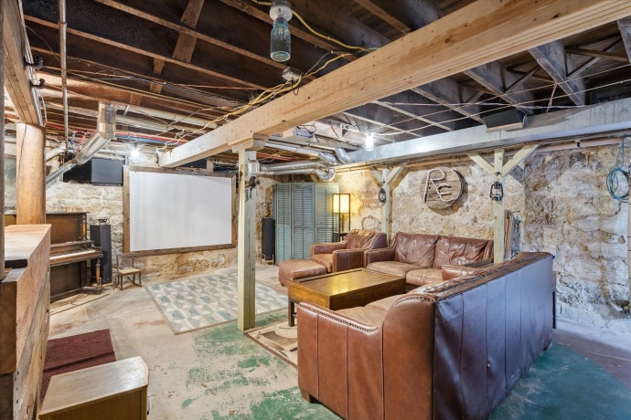 8548 Edwardsville, GERMAN VALLEY, Illinois 61039, 4 Bedrooms Bedrooms, ,3 BathroomsBathrooms,House,For Sale,Edwardsville,202505551