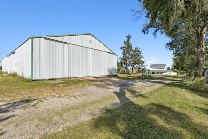 8548 Edwardsville, GERMAN VALLEY, Illinois 61039, 4 Bedrooms Bedrooms, ,3 BathroomsBathrooms,House,For Sale,Edwardsville,202505551