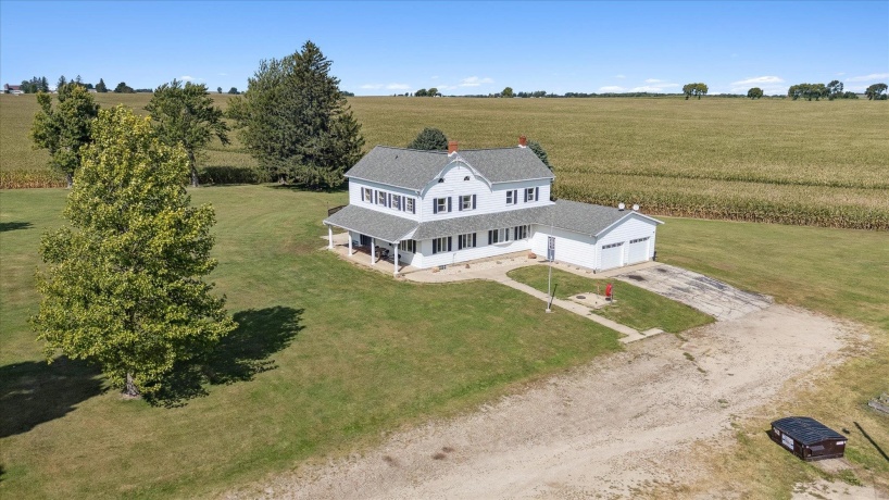 8548 Edwardsville, GERMAN VALLEY, Illinois 61039, 4 Bedrooms Bedrooms, ,3 BathroomsBathrooms,House,For Sale,Edwardsville,202505551