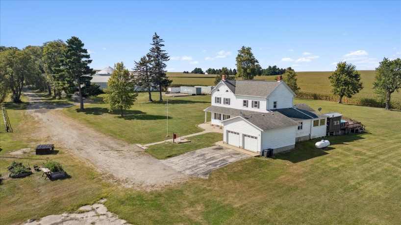 8548 Edwardsville, GERMAN VALLEY, Illinois 61039, 4 Bedrooms Bedrooms, ,3 BathroomsBathrooms,House,For Sale,Edwardsville,202505551