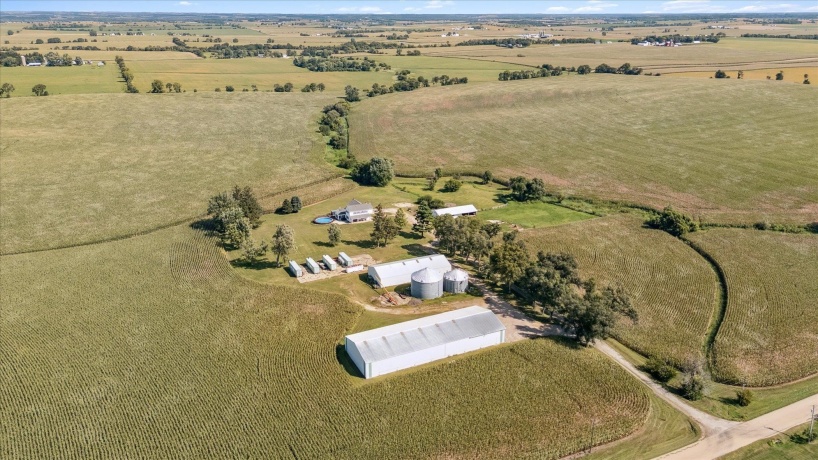 8548 Edwardsville, GERMAN VALLEY, Illinois 61039, 4 Bedrooms Bedrooms, ,3 BathroomsBathrooms,House,For Sale,Edwardsville,202505551