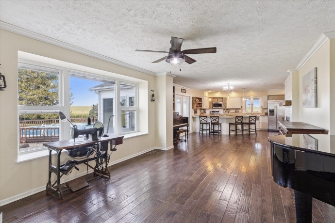 8548 Edwardsville, GERMAN VALLEY, Illinois 61039, 4 Bedrooms Bedrooms, ,3 BathroomsBathrooms,House,For Sale,Edwardsville,202505551