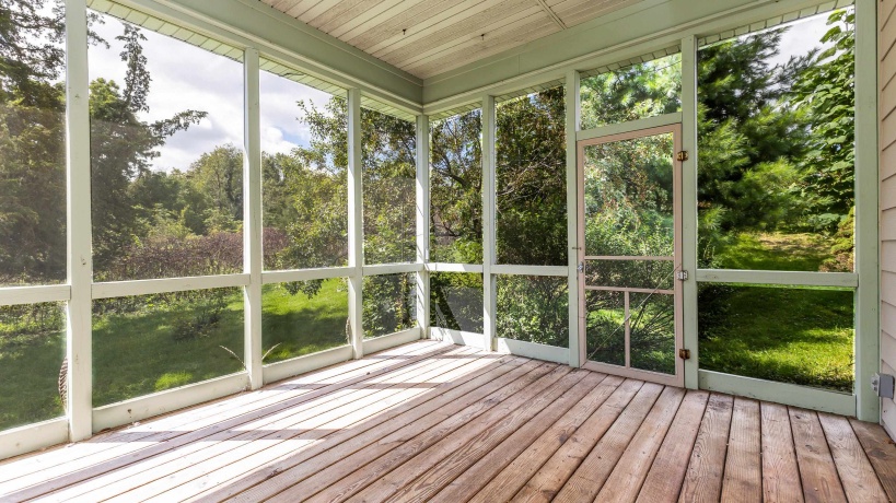 1 Waterford, GALENA, Illinois 61036, 3 Bedrooms Bedrooms, ,2 BathroomsBathrooms,House,For Sale,Waterford,202505560