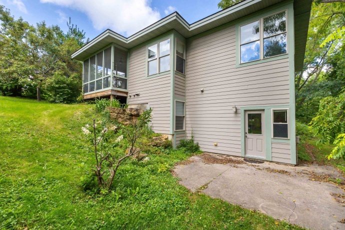 1 Waterford, GALENA, Illinois 61036, 3 Bedrooms Bedrooms, ,2 BathroomsBathrooms,House,For Sale,Waterford,202505560