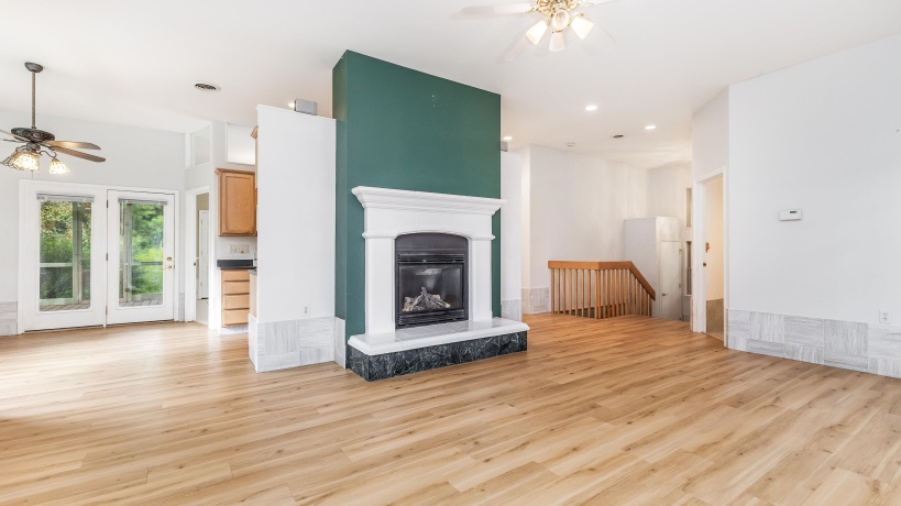 1 Waterford, GALENA, Illinois 61036, 3 Bedrooms Bedrooms, ,2 BathroomsBathrooms,House,For Sale,Waterford,202505560