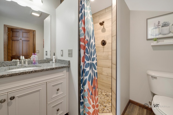 2472 Red Oak, FREEPORT, Illinois 61032, 3 Bedrooms Bedrooms, ,2 BathroomsBathrooms,House,For Sale,Red Oak,202505587