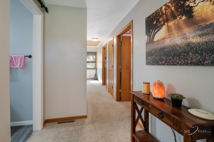 2472 Red Oak, FREEPORT, Illinois 61032, 3 Bedrooms Bedrooms, ,2 BathroomsBathrooms,House,For Sale,Red Oak,202505587