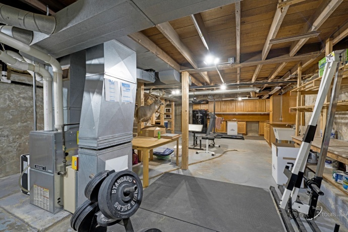 2472 Red Oak, FREEPORT, Illinois 61032, 3 Bedrooms Bedrooms, ,2 BathroomsBathrooms,House,For Sale,Red Oak,202505587