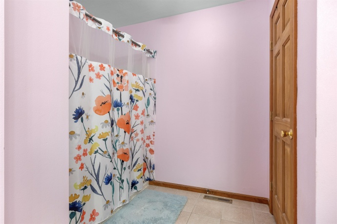 1405 Sentry, DURAND, Illinois 61024, 4 Bedrooms Bedrooms, ,2 BathroomsBathrooms,House,For Sale,Sentry,202505282