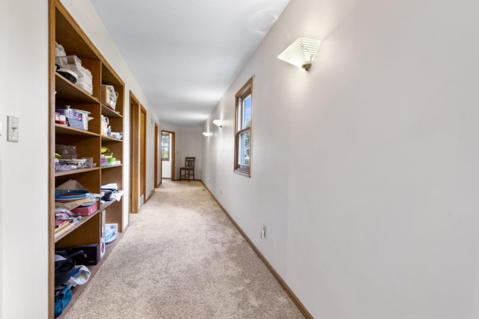 7879 Newburg, ROCKFORD, Illinois 61108, 3 Bedrooms Bedrooms, ,2 BathroomsBathrooms,House,For Sale,Newburg,202505596