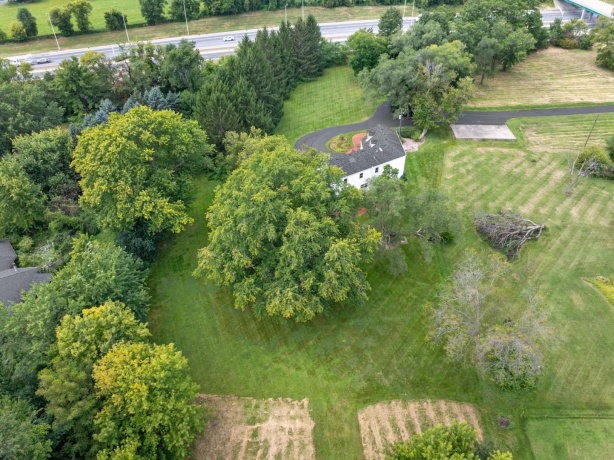 7879 Newburg, ROCKFORD, Illinois 61108, 3 Bedrooms Bedrooms, ,2 BathroomsBathrooms,House,For Sale,Newburg,202505596