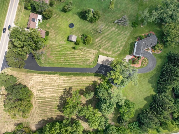 7879 Newburg, ROCKFORD, Illinois 61108, 3 Bedrooms Bedrooms, ,2 BathroomsBathrooms,House,For Sale,Newburg,202505596