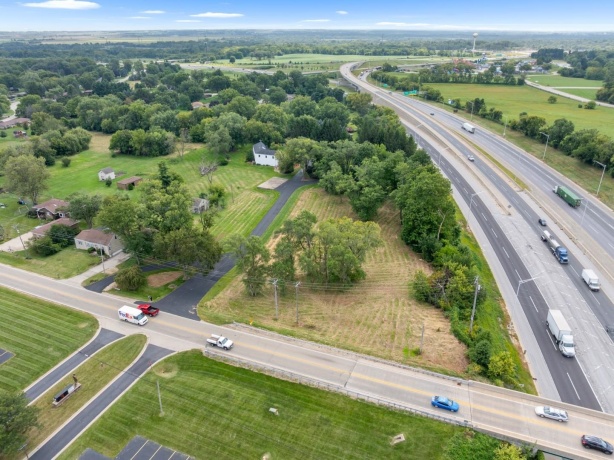 7879 Newburg, ROCKFORD, Illinois 61108, 3 Bedrooms Bedrooms, ,2 BathroomsBathrooms,House,For Sale,Newburg,202505596