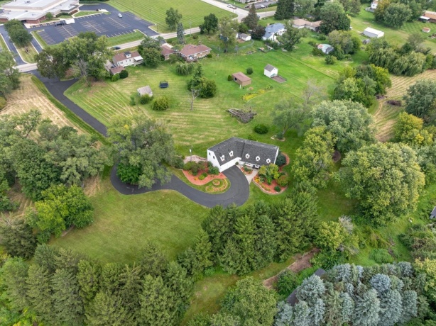 7879 Newburg, ROCKFORD, Illinois 61108, 3 Bedrooms Bedrooms, ,2 BathroomsBathrooms,House,For Sale,Newburg,202505596