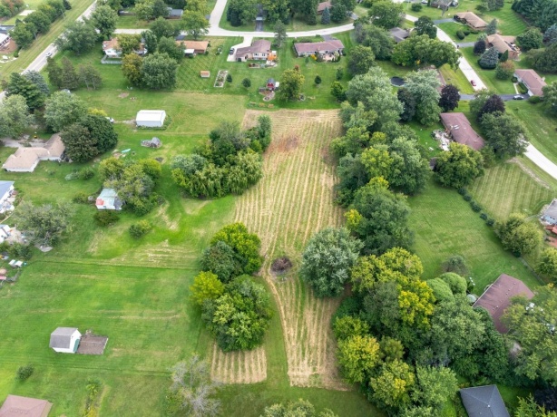 7879 Newburg, ROCKFORD, Illinois 61108, 3 Bedrooms Bedrooms, ,2 BathroomsBathrooms,House,For Sale,Newburg,202505596