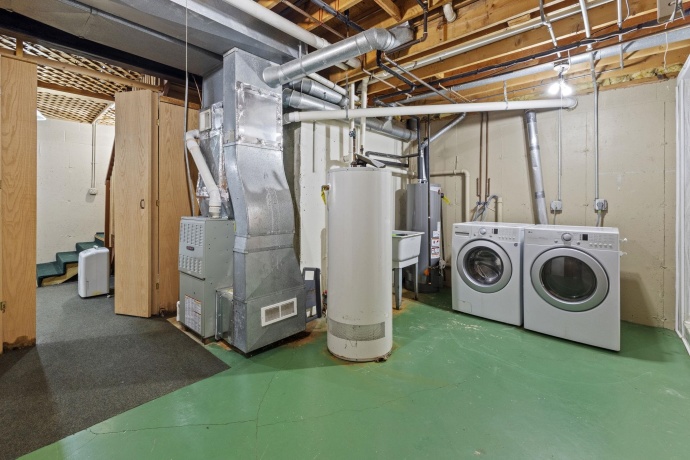 1300 Wolff, ELGIN, Illinois 60123, 4 Bedrooms Bedrooms, ,2 BathroomsBathrooms,House,For Sale,Wolff,202505598