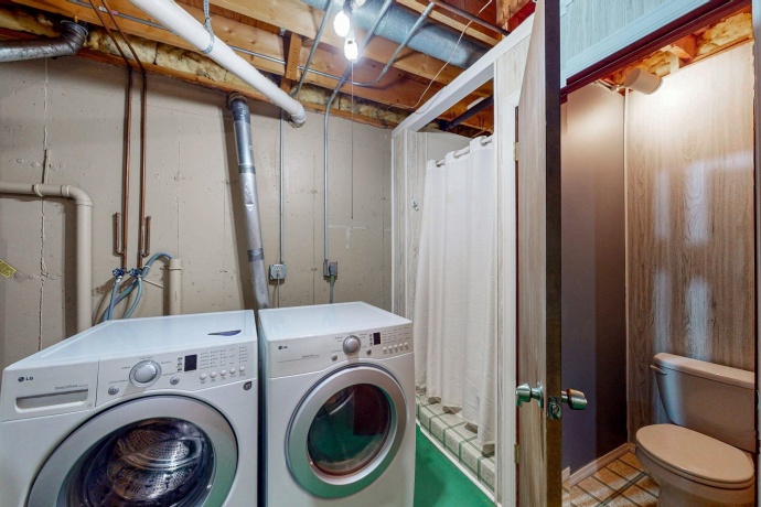 1300 Wolff, ELGIN, Illinois 60123, 4 Bedrooms Bedrooms, ,2 BathroomsBathrooms,House,For Sale,Wolff,202505598